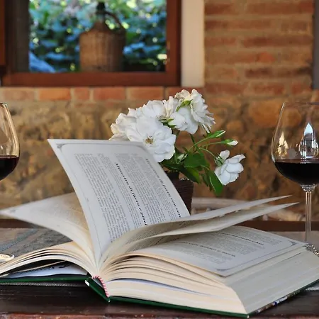 Podere Il Guazzino Alojamento de Acomodação e Pequeno-almoço